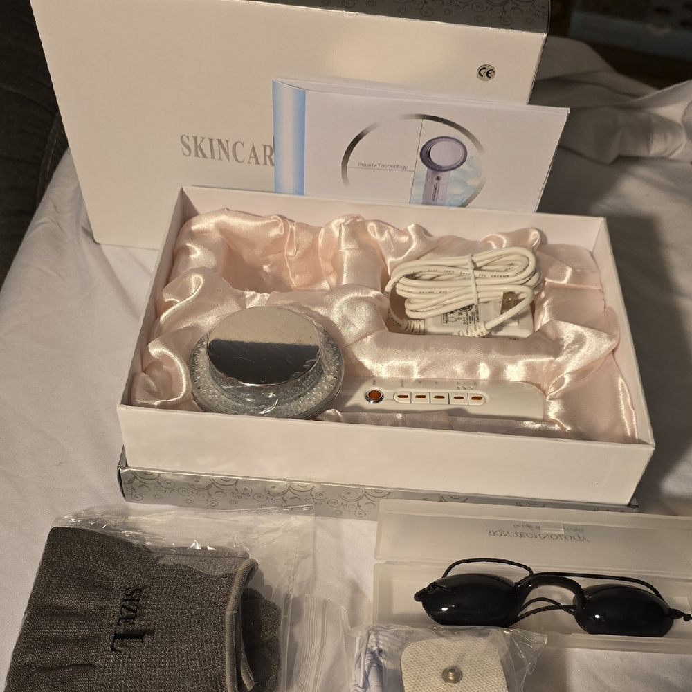 Skincare Tool with Premium Features